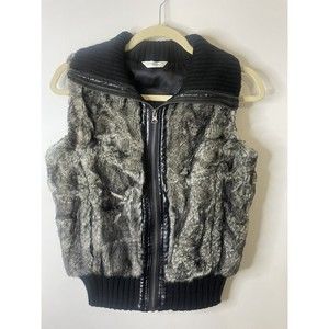 new look faux fur zippered vest
